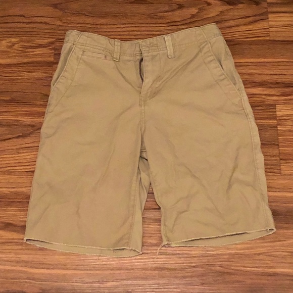 cut off khaki pants